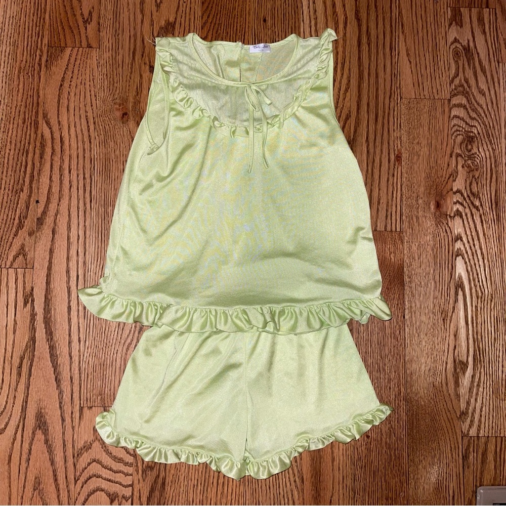 Girls lime green Ruffle Pajama Set, Betsy & Lace size 7-8